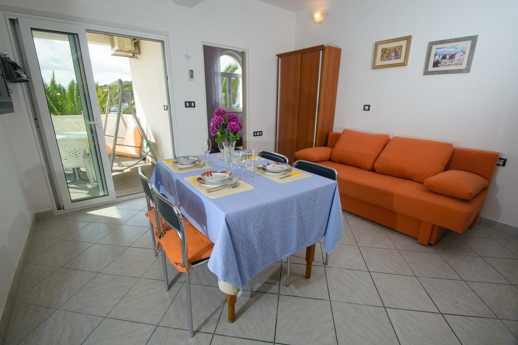 Apartments Jerkunica Рогозница Стая снимка